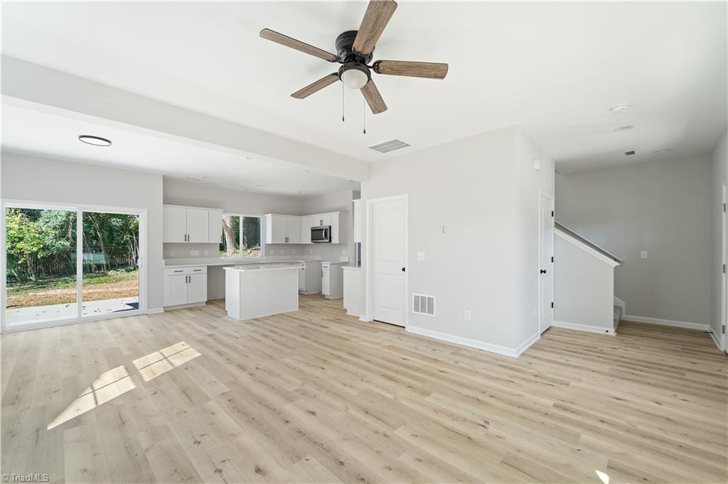 4713-a Westwood Road Interior